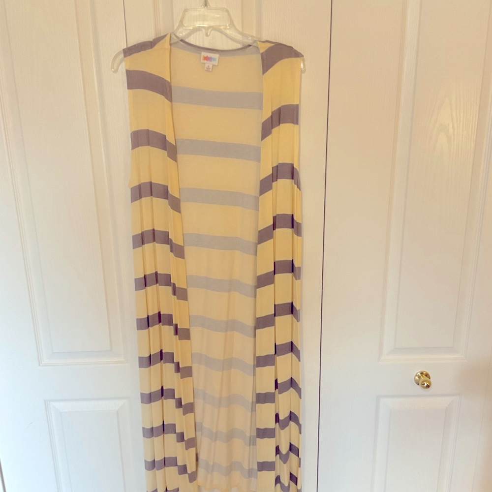 LuLaRoe Joy vest